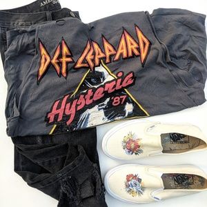 Cotton On Tops - Def Leppard Hysteria '87 Muscle Tee Cotton On Tops - Def Leppard Hysteria '87 Muscle Tee